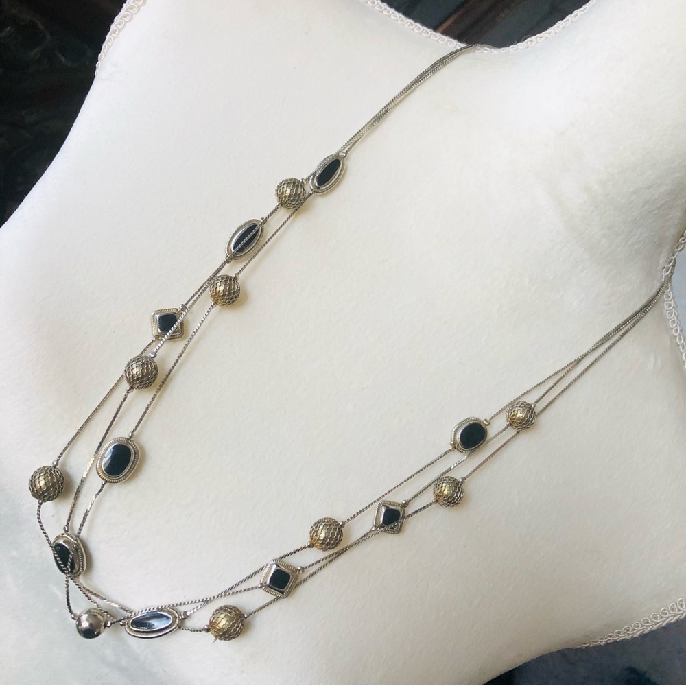 Triple strand enamel and mesh beaded chain necklace